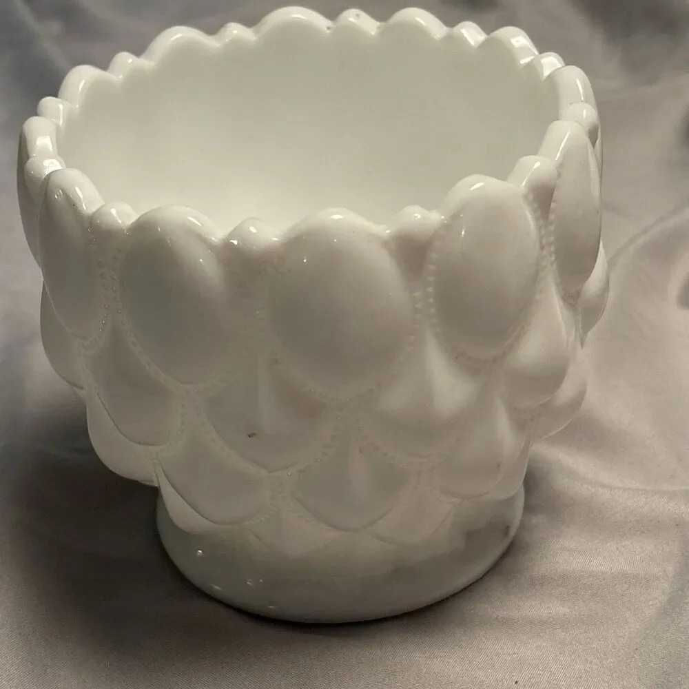 Fostoria Milk Glass Heavy‎ Pedestal Dish With Lid